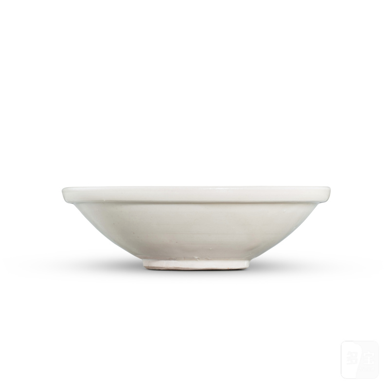 A Xingyao white-glazed bowl, Five dynasties | 五代 邢窰白釉笠式盌